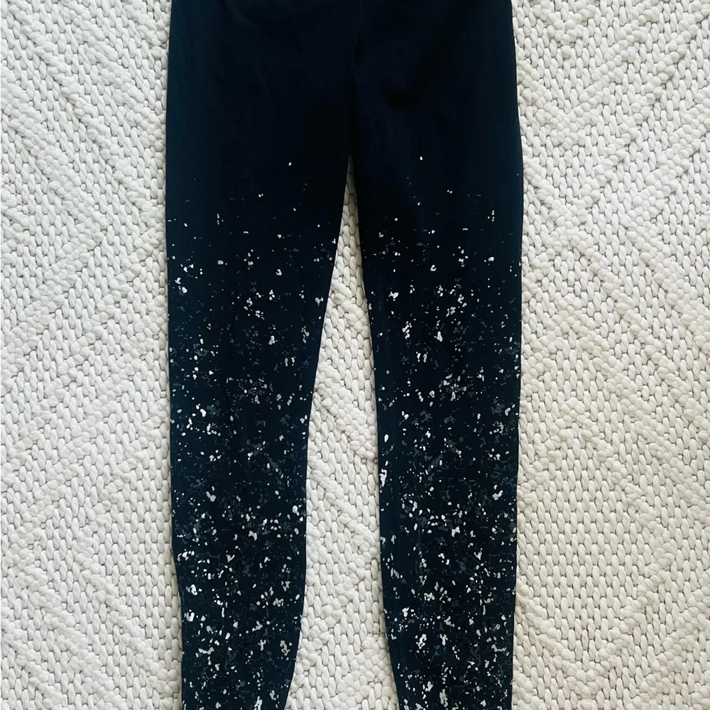 LULULEMON Speed Wunder Under Limited Edition Mid Rise Black Leggings Womens 6